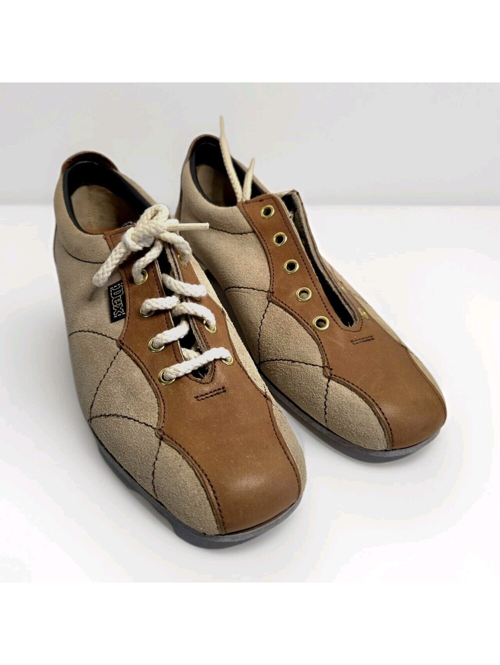 Vintage 1970s Dexter Bowling Shoes 8M Brown Tan Suede Leather Oxfords 64933 B834